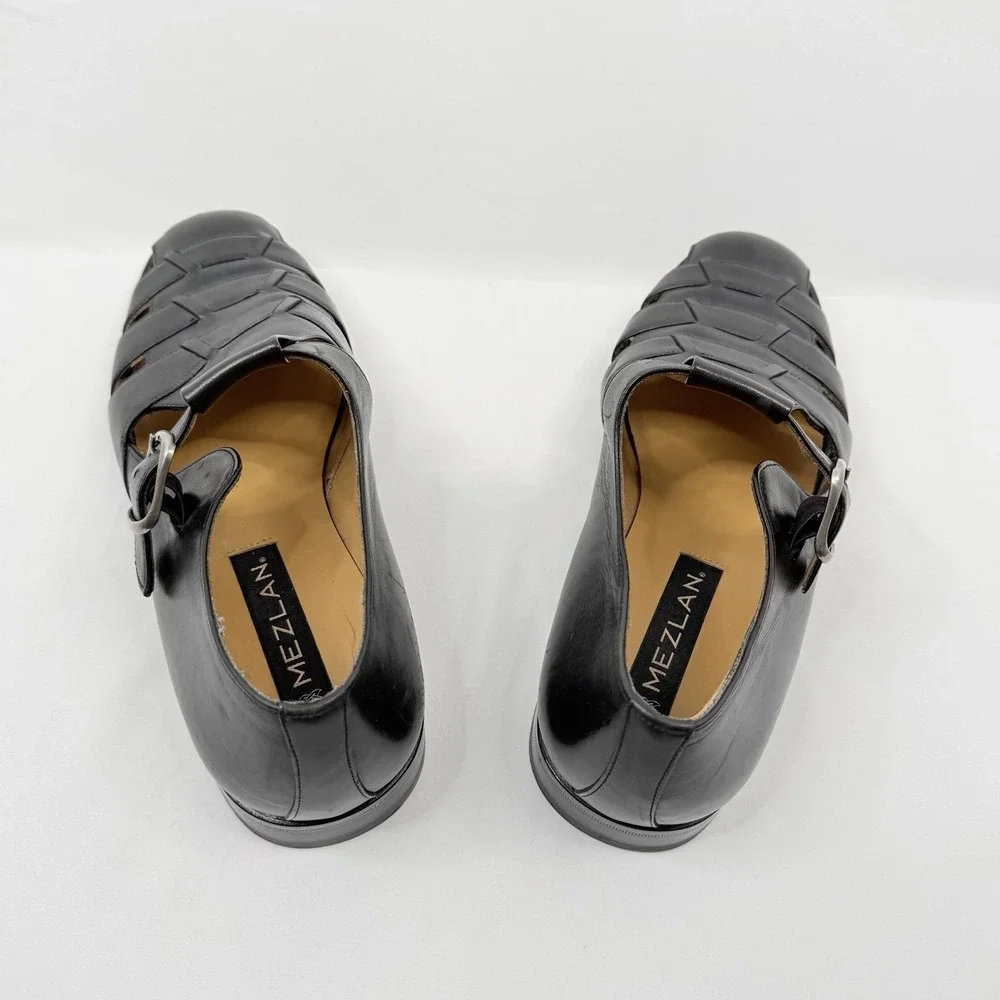 Mezlan fisherman black